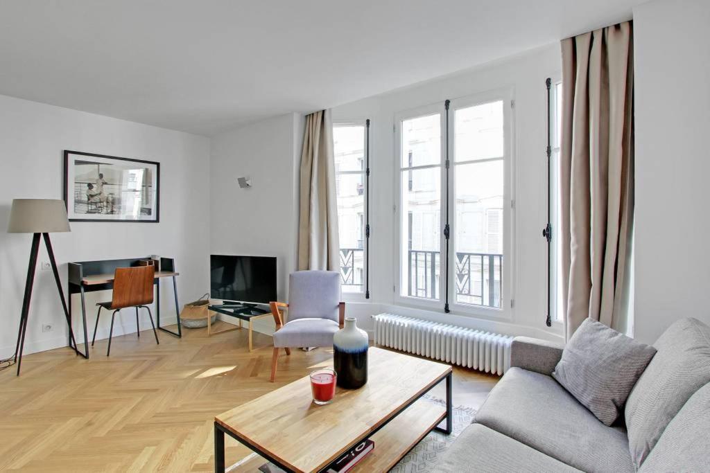 Pick A Flat'S Apartments In Saint Michel - Rue Du Sommerard Parigi Esterno foto
